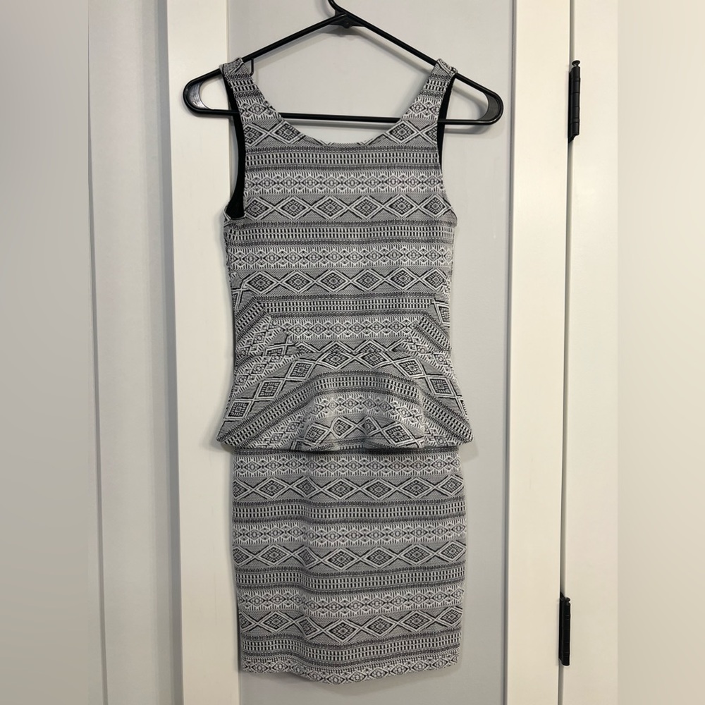 NWT H&M Peplum Dress